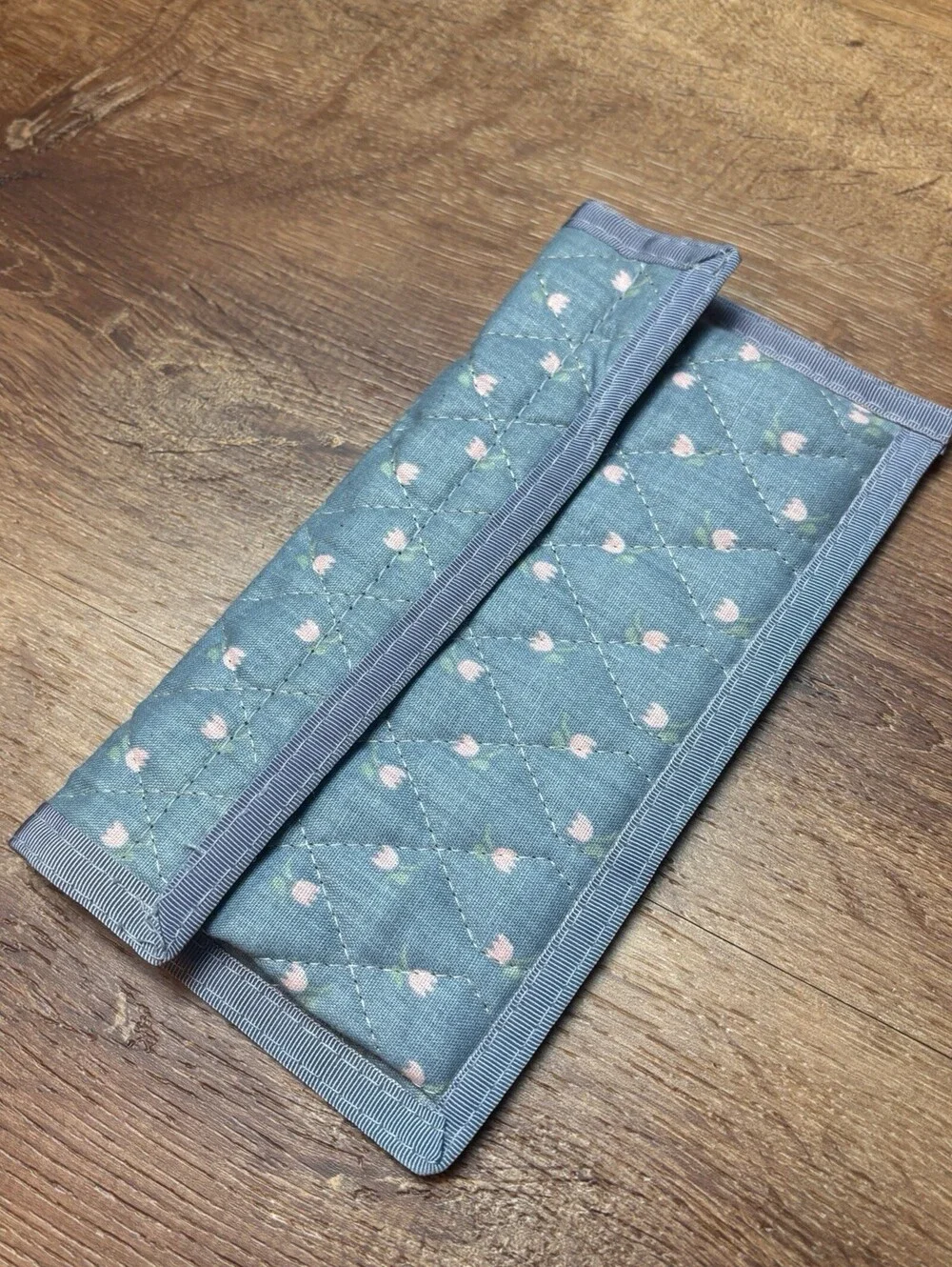 vintage quilted blue wallet pink flowers